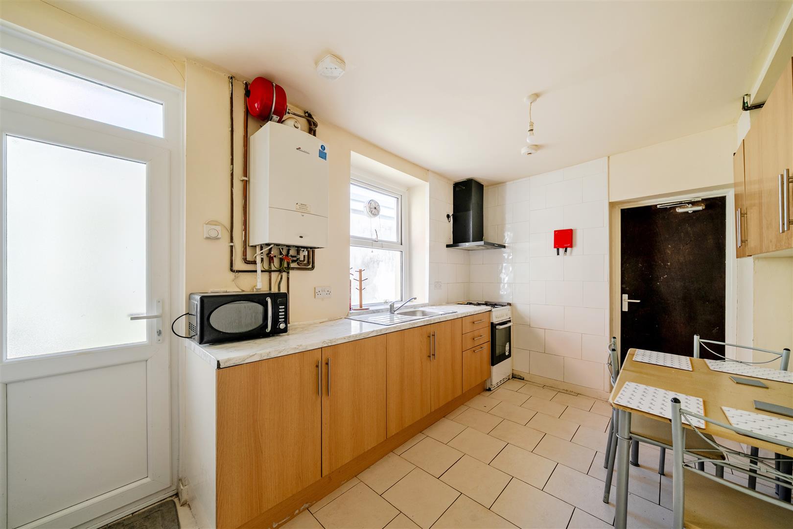 Vincent Street, Sandfields, Swansea, SA1 3TY